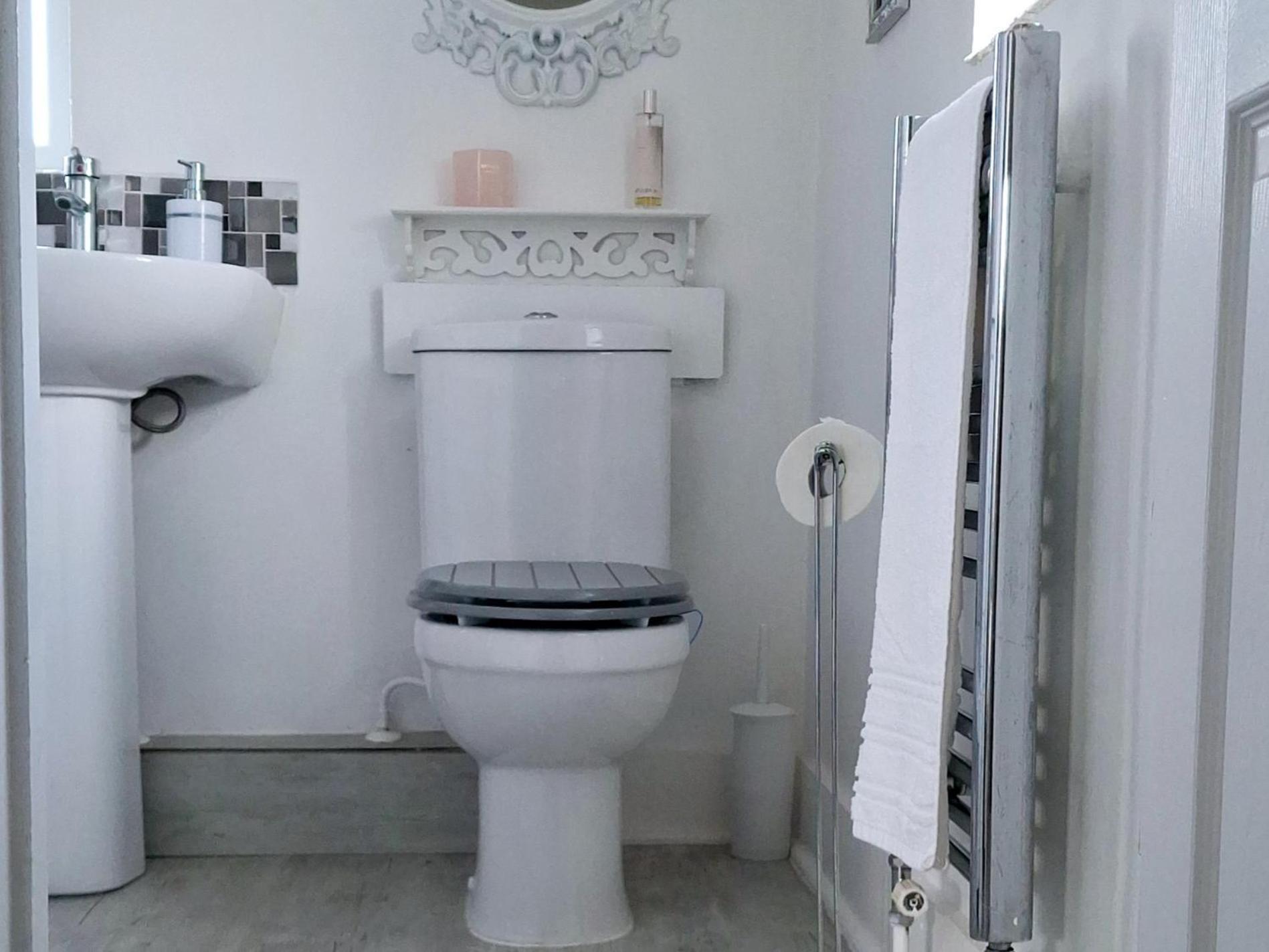 Home From Home Guest House Рочфорд Стая снимка